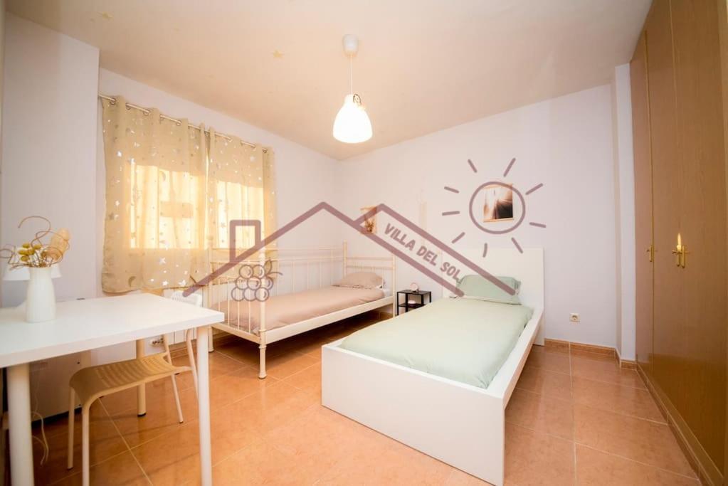 Villa Del Sol - Piscina Climatizada Mentrida Eksteriør billede