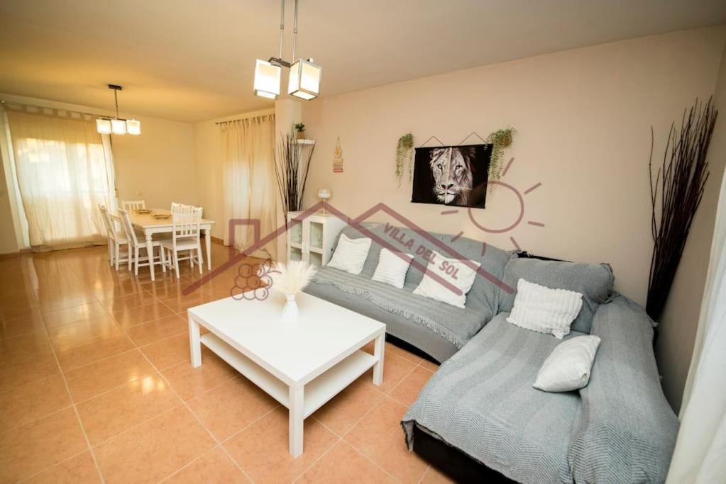 Villa Del Sol - Piscina Climatizada Mentrida Eksteriør billede